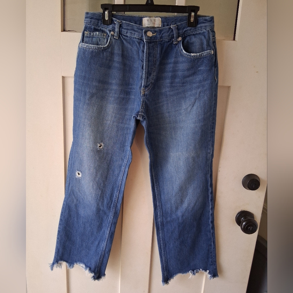 We The Free Distressed Cropped Blue Jeans